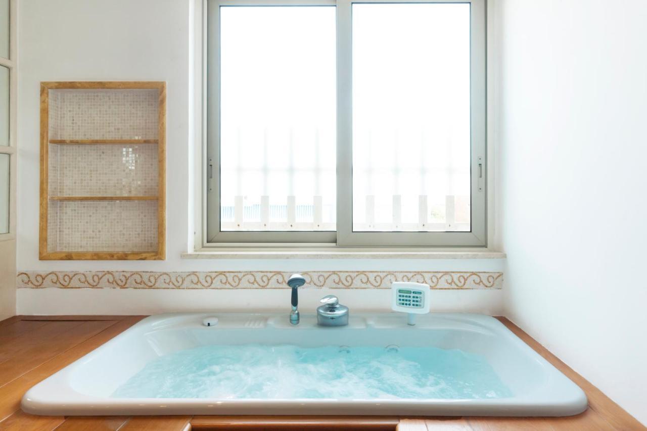 Ostia Holiday Boutique Spa Luaran gambar