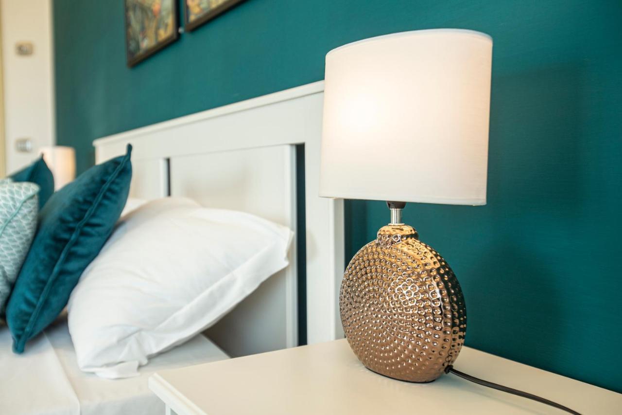 Ostia Holiday Boutique Spa Luaran gambar